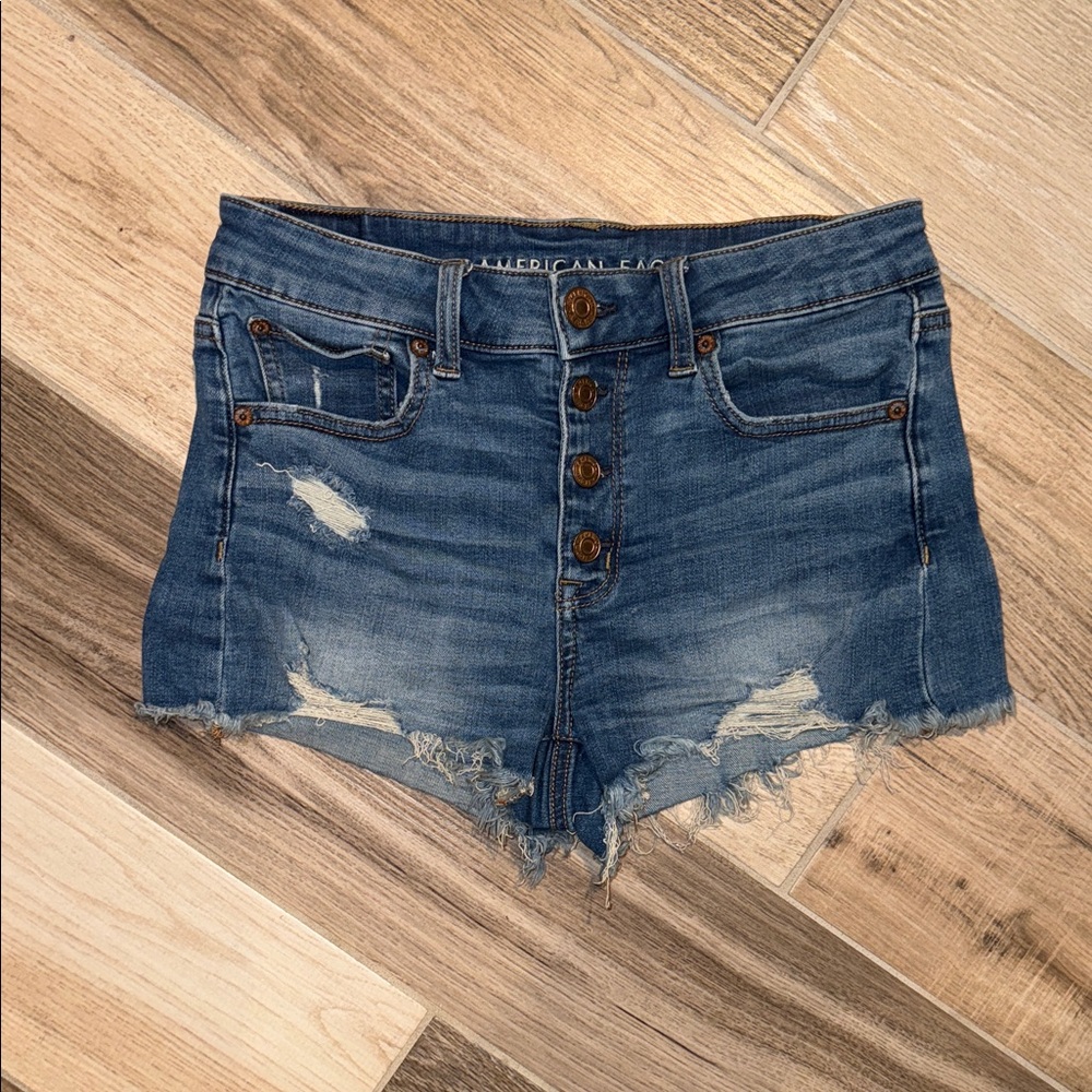American Eagle Outfitters Distressed Blue Jean Shorts Sz 4